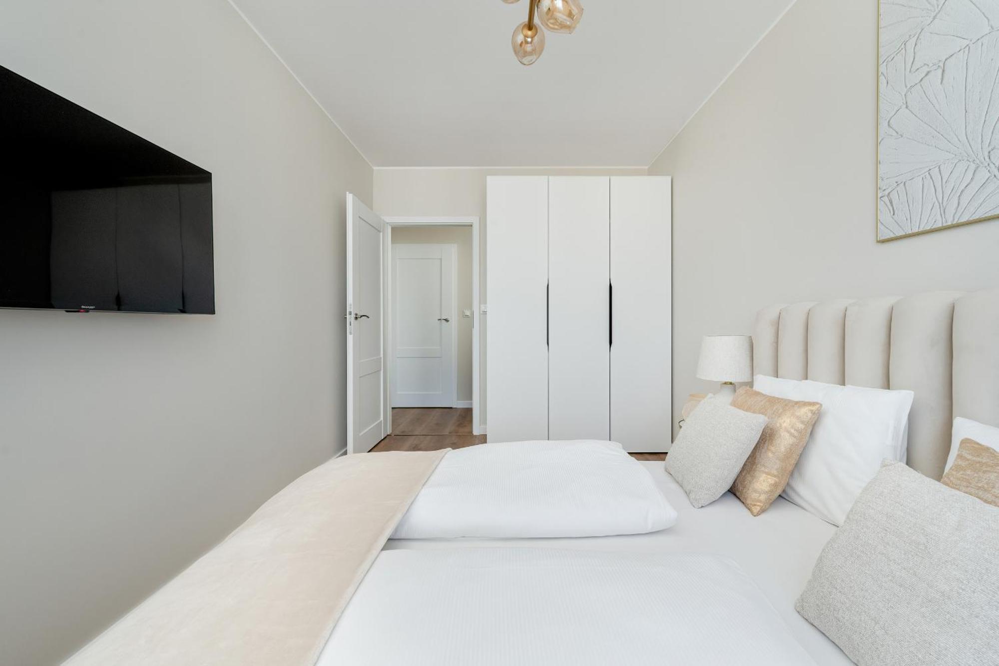 Piekny Apartament Wichrowa - 2 Sypialnie Free Garage Wroclaw By Noclegi Renters Extérieur photo