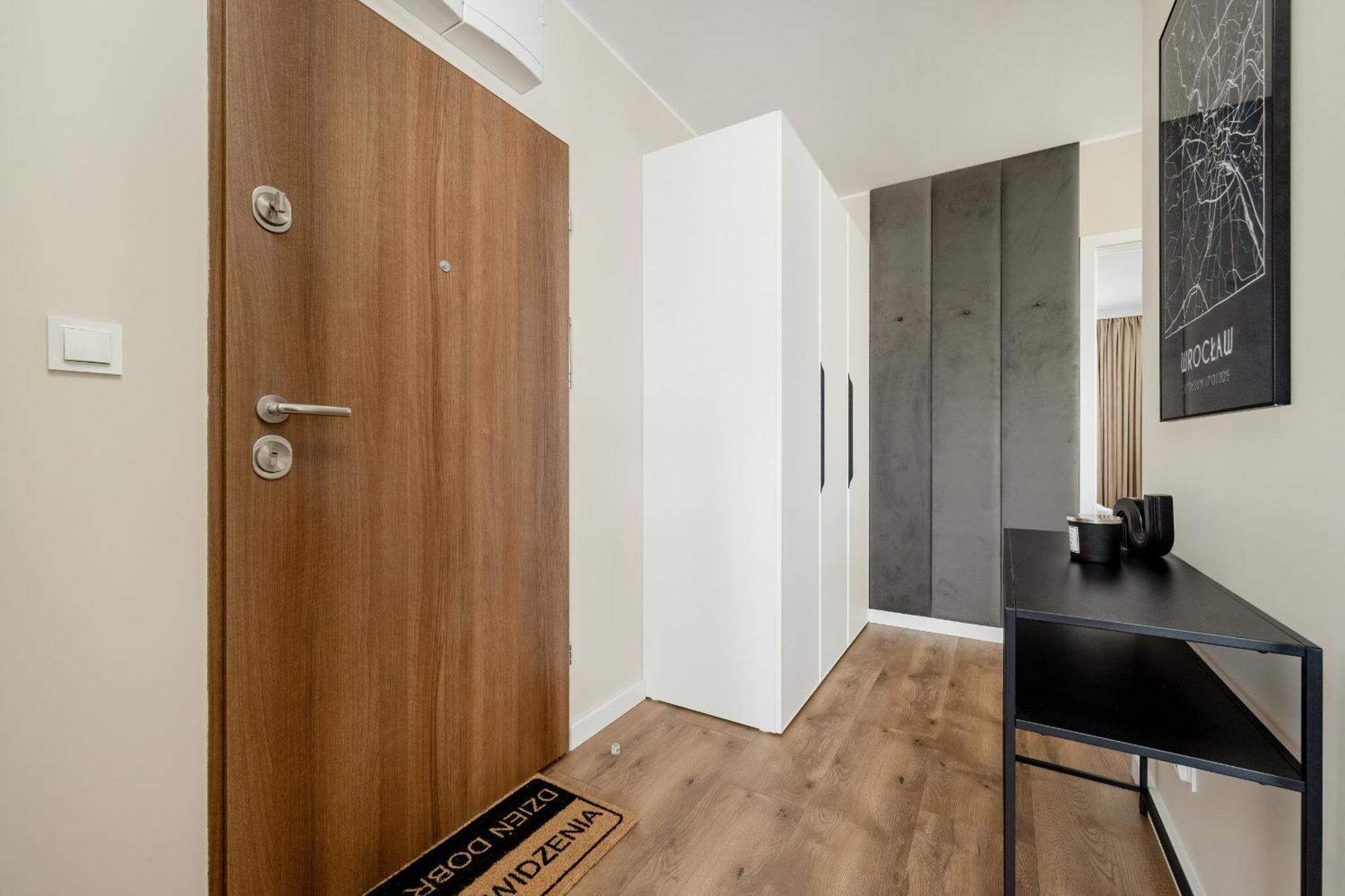Piekny Apartament Wichrowa - 2 Sypialnie Free Garage Wroclaw By Noclegi Renters Extérieur photo